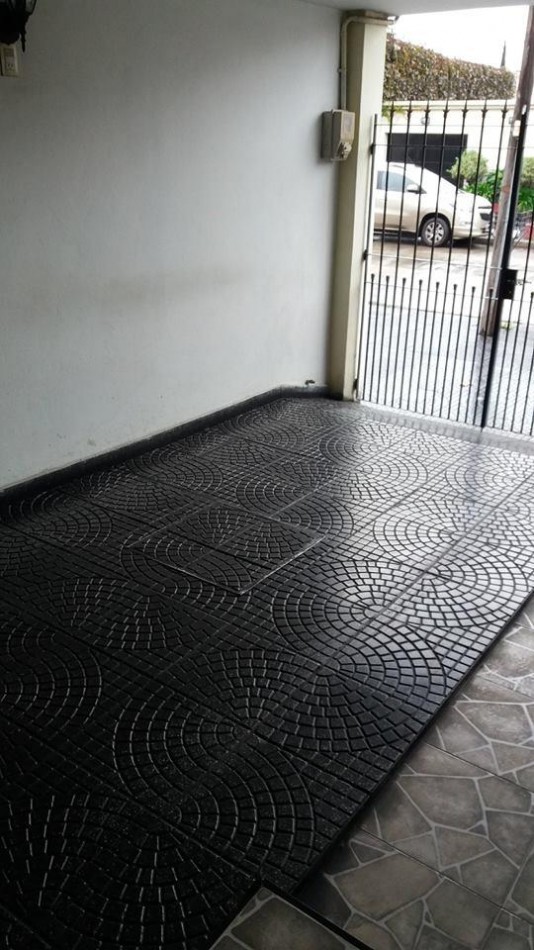 Tipo Casa 3 Ambientes con Cochera Para 2 Autos