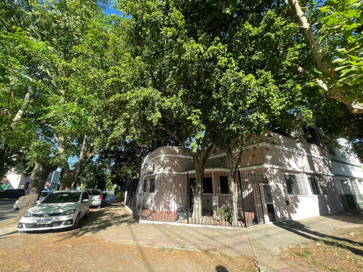 Hermosa Casa de 3 Ambientes Temperley
