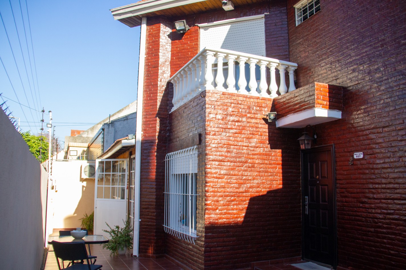 Duplex 3 ambientes con parrilla y piscina