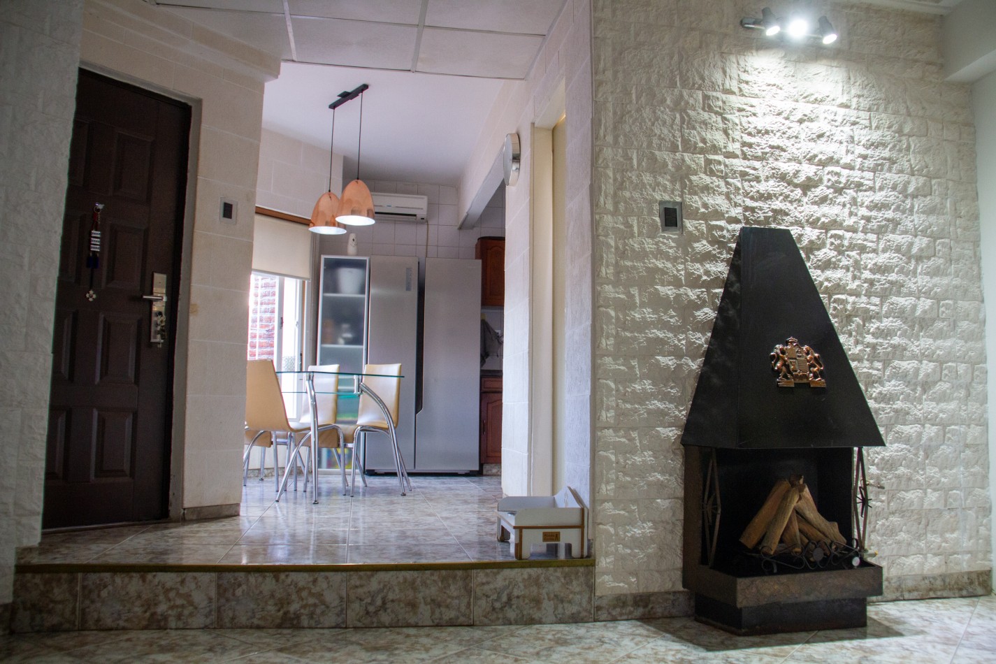 Duplex 3 ambientes con parrilla y piscina