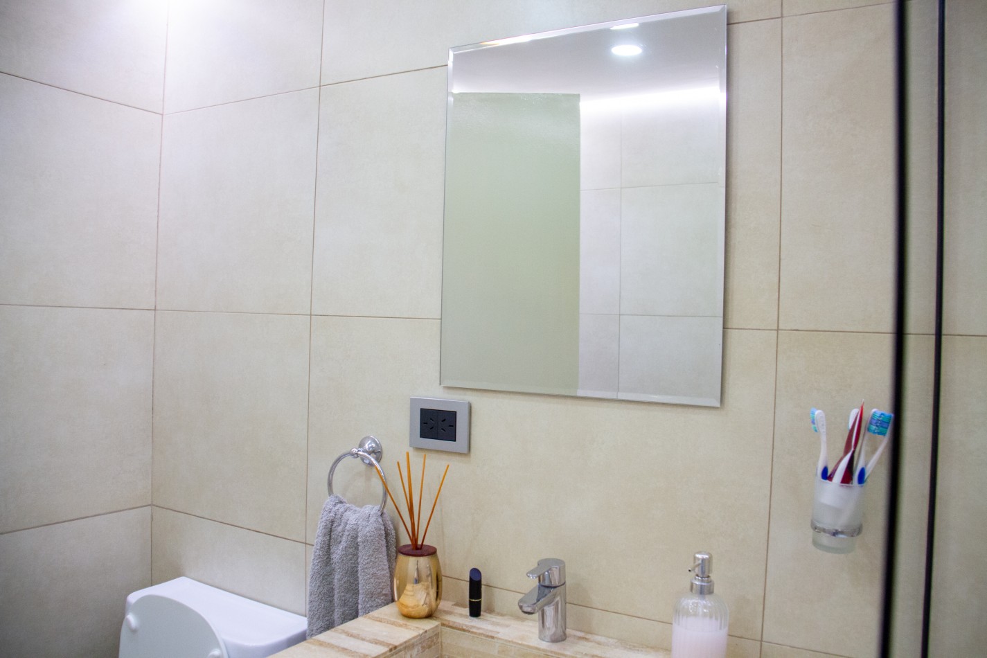 Duplex 3 ambientes con parrilla y piscina