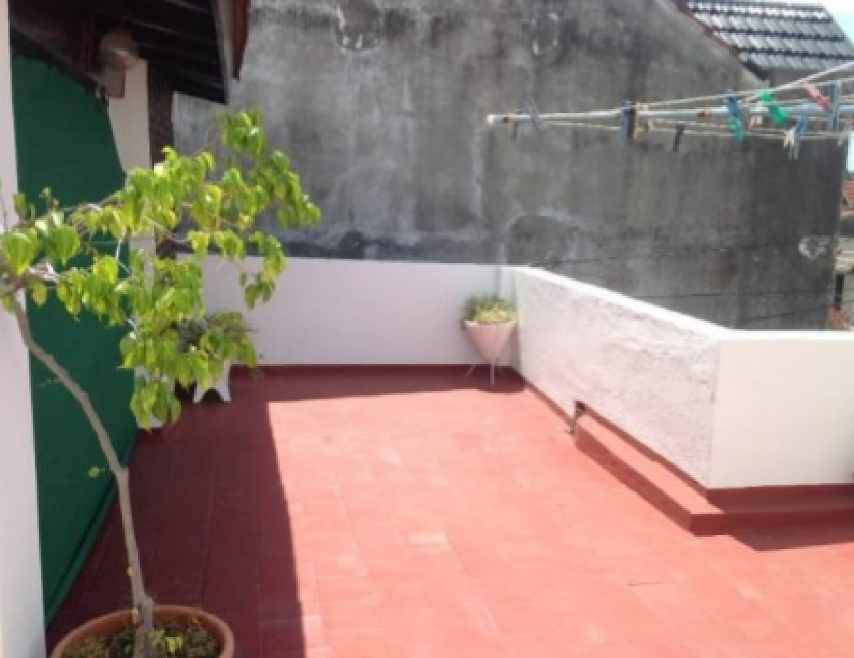 Tipo Casa 3 Ambientes con Cochera Para 2 Autos
