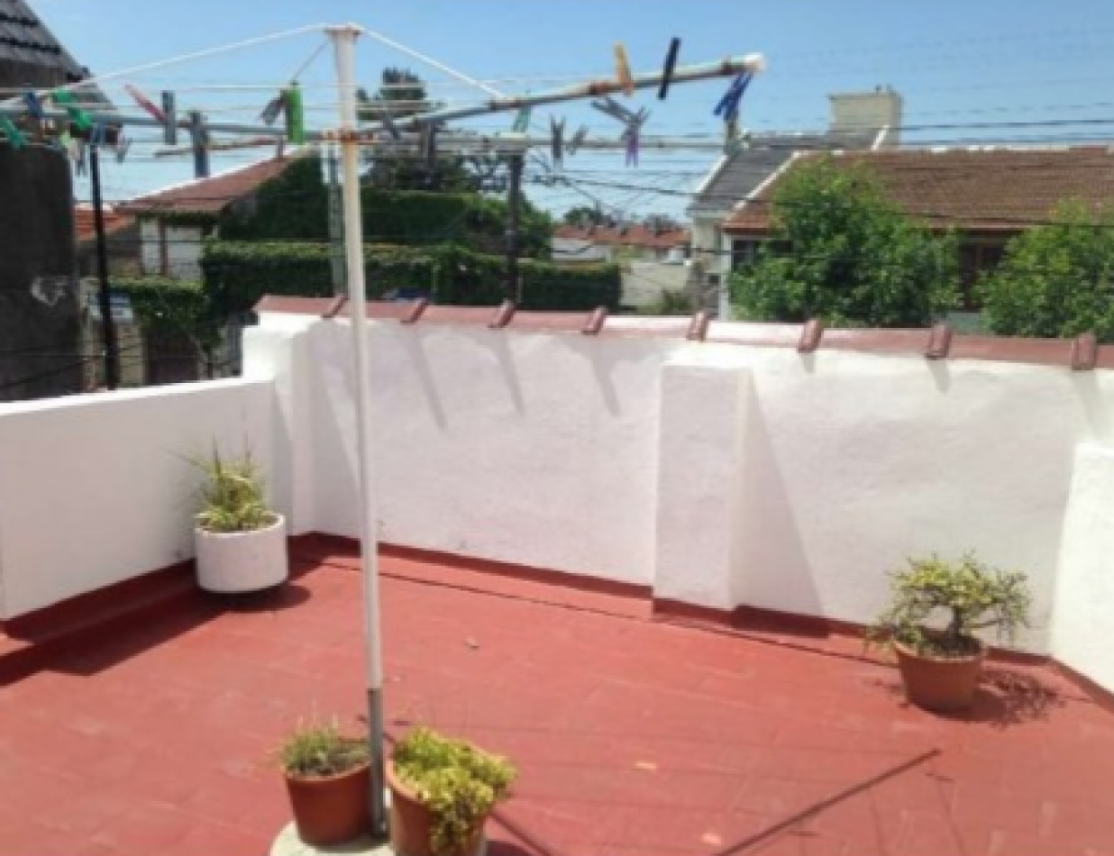 Tipo Casa 3 Ambientes con Cochera Para 2 Autos