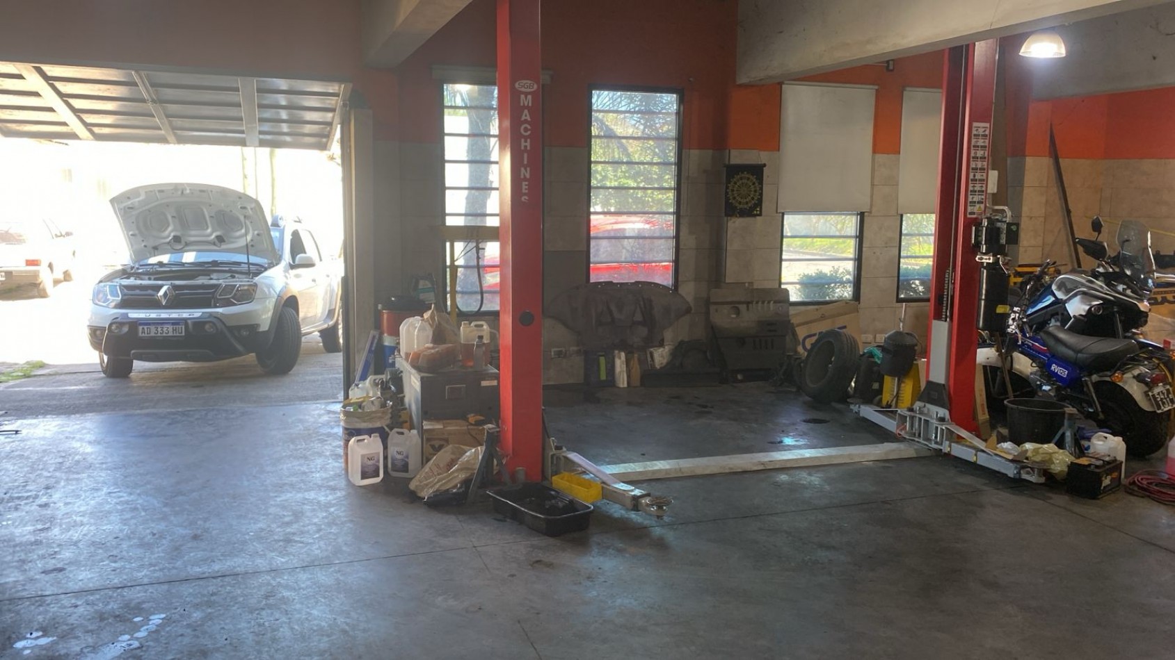 IMPORTANTE TALLER ALQUILER O VENTA - AMPLIA CARTERA DE CLIENTES !