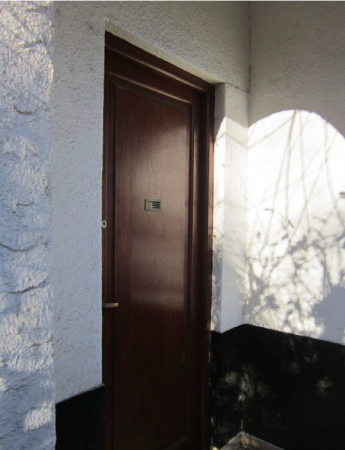 Casa 4 ambientes con amplio jardin al fondo
