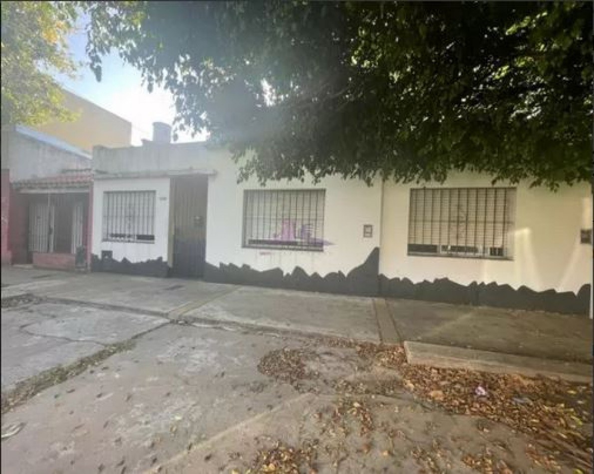 Ideal Local Comercial Frente con Playon Para Vehiculos