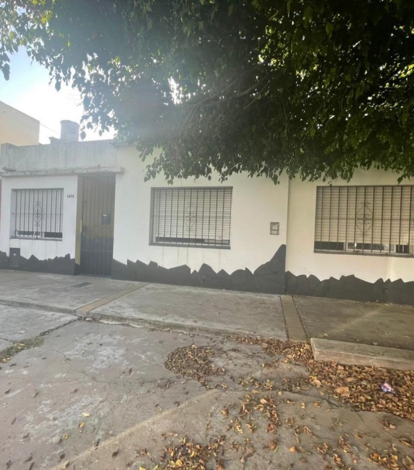 Ideal Local Comercial Frente con Playon Para Vehiculos