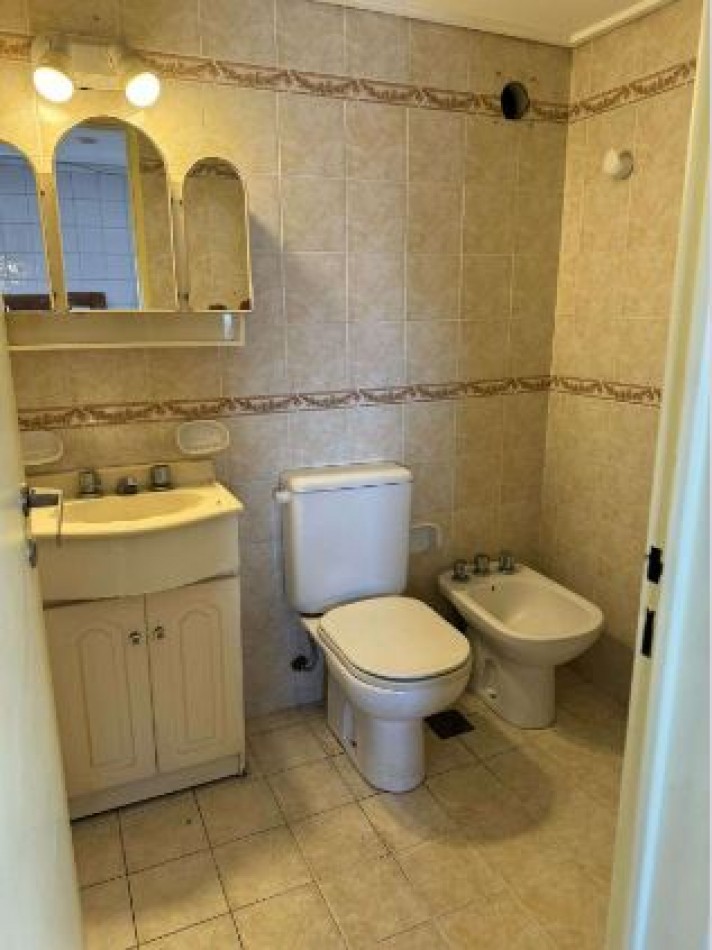 Departamento  5 ambientes- Uso Profesional