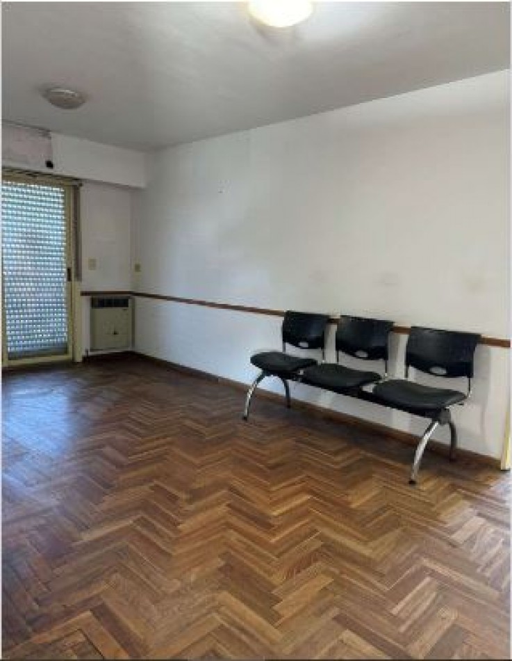 Departamento  5 ambientes- Uso Profesional