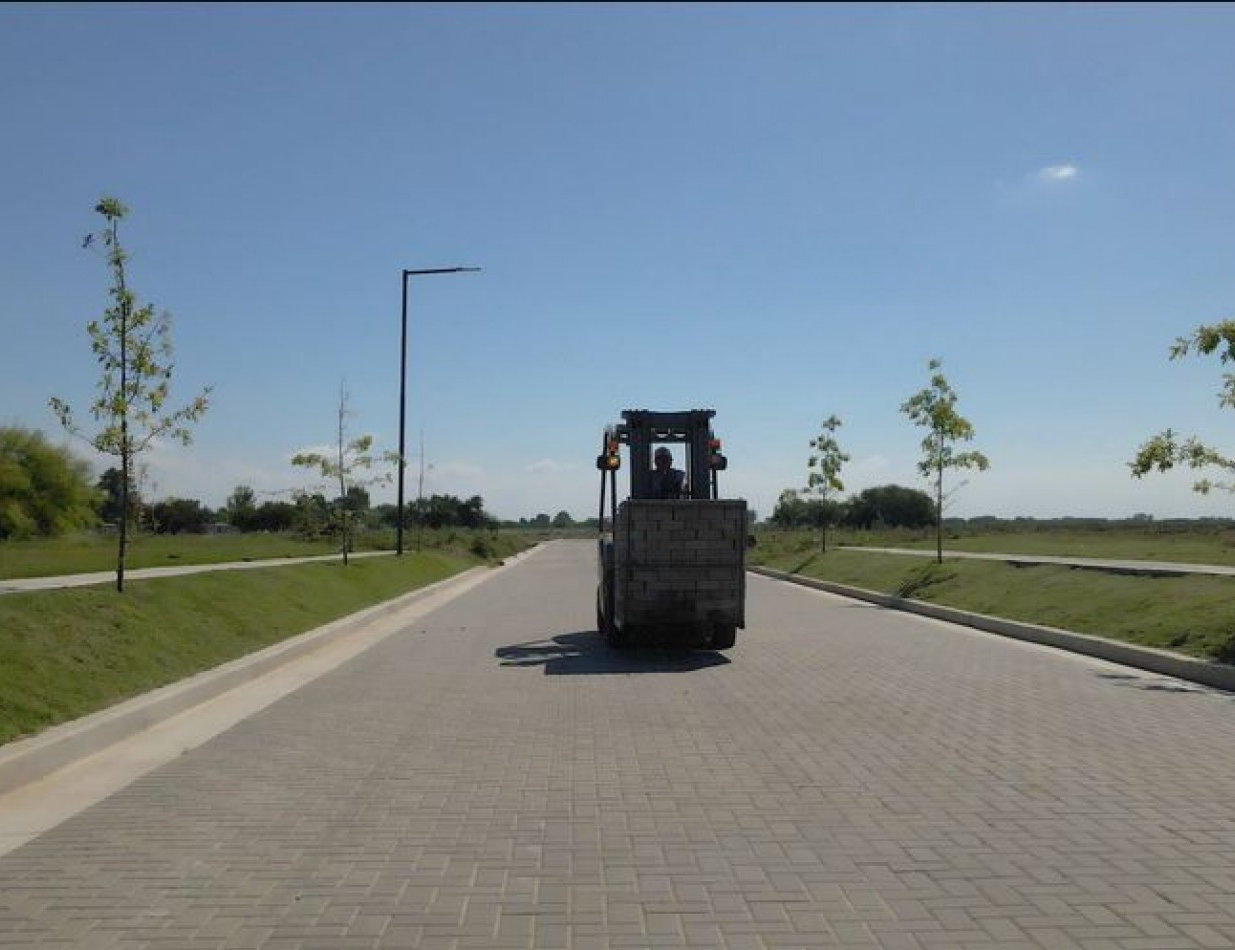 Venta Lote barrio privado Solares De Korn