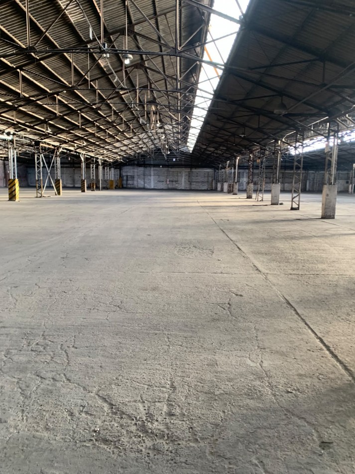 Galpon/deposito de 13000 metros2 ideal logistica - industria - transporte