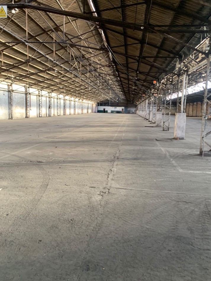 Galpon/deposito de 13000 metros2 ideal logistica - industria - transporte