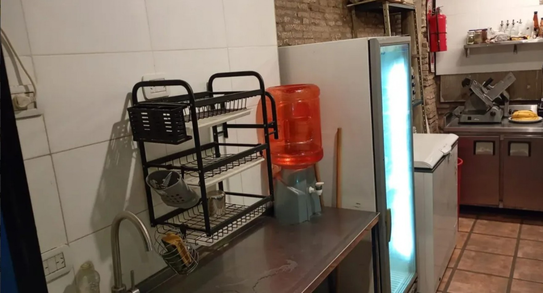 Venta De Fondo De Comercio; Hermosa Cafeteria En Edificio Historico En Adrogue