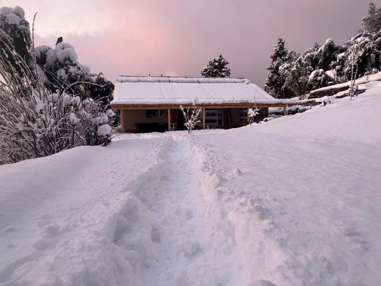 Casa 4 ambientes con terreno y hermosa vista, San Martin de los Andes