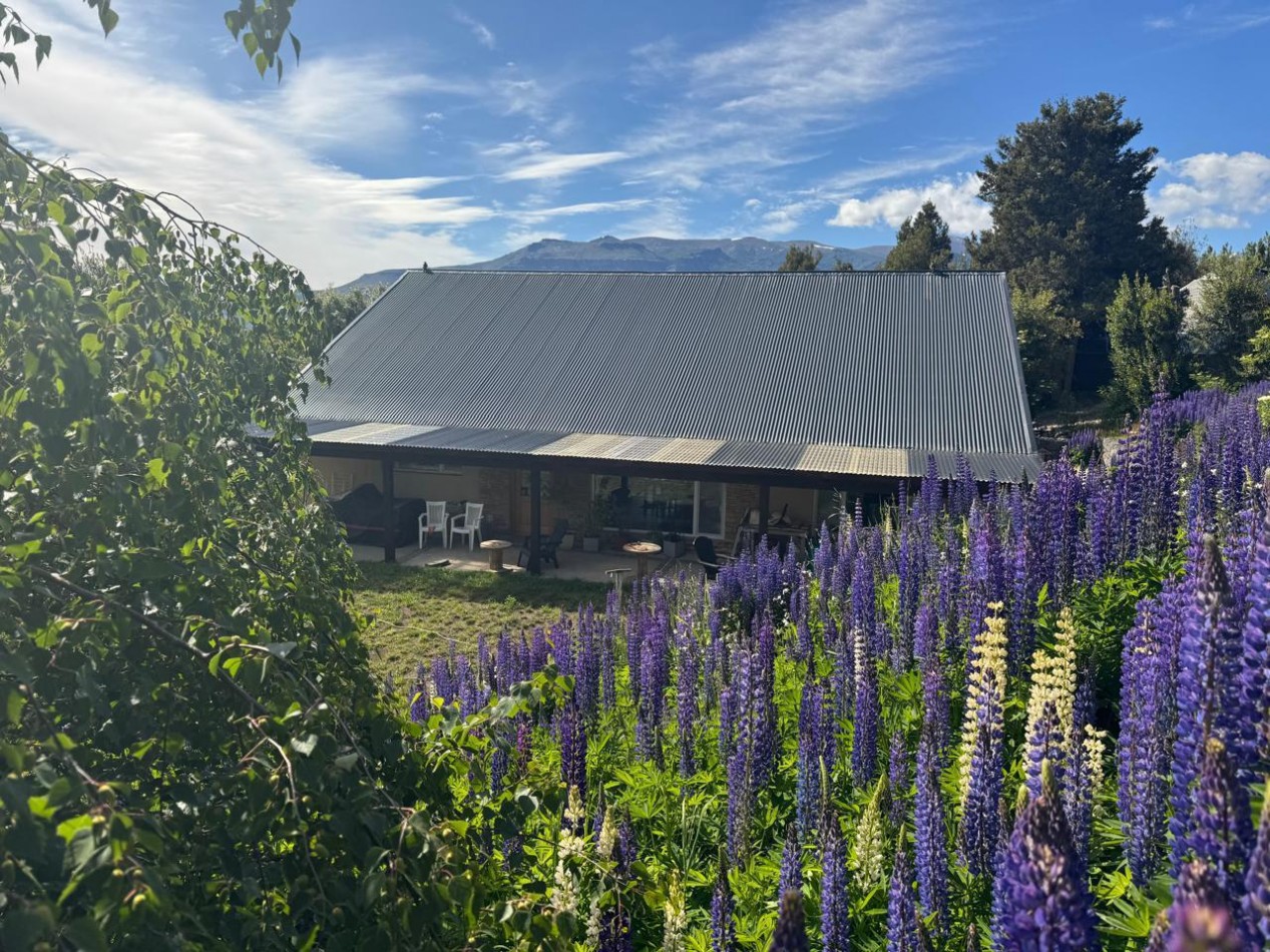 Casa 4 ambientes con terreno y hermosa vista, San Martin de los Andes
