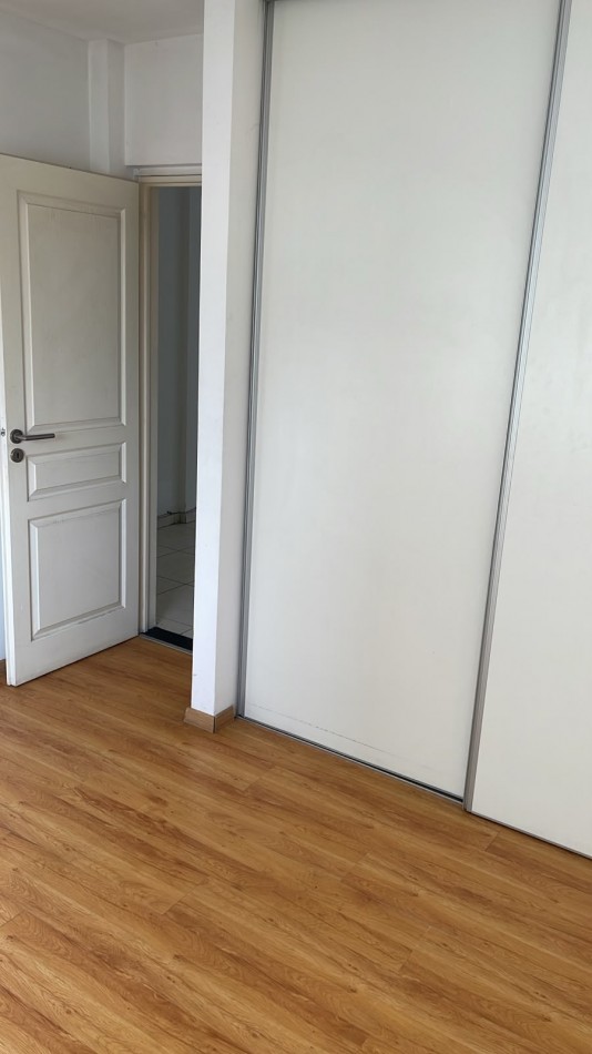Departamento 2 ambientes en 2do piso - Excelente ubicacion 
