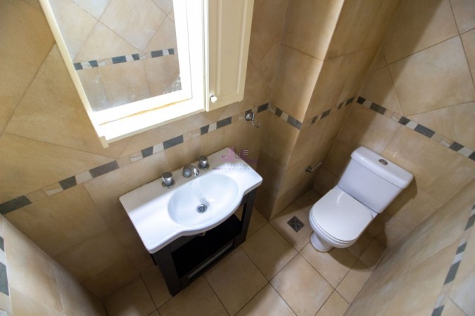 Departamento de 2 Ambientes Al Frente Lanusita Excelente Ubicacion