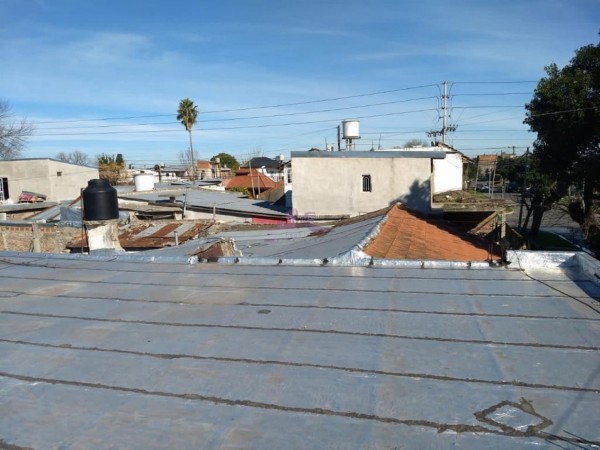 Galpon con Local y Vivienda