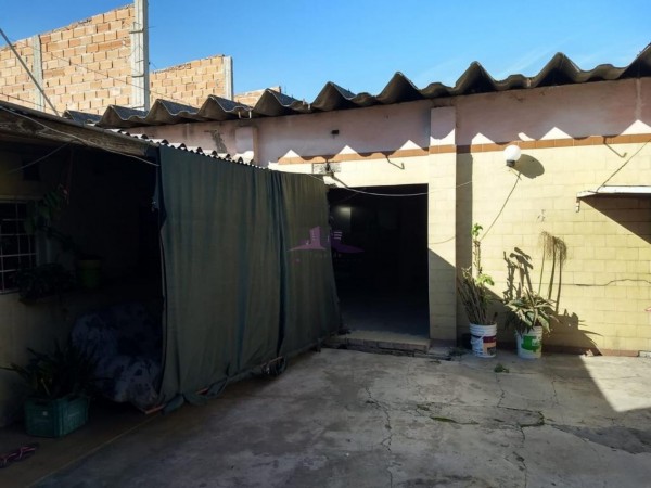 Galpon con Local y Vivienda