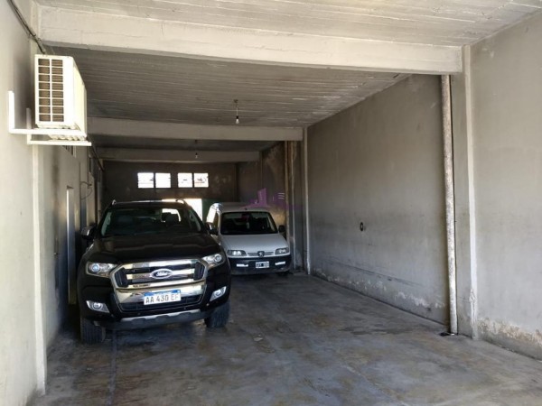Galpon con Local y Vivienda