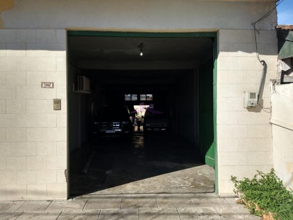 Galpon con Local y Vivienda