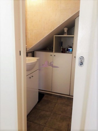 Duplex de 3 Ambientes con Patio y Cochera.