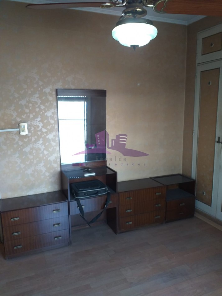 Departamento al frente de tres ambientes