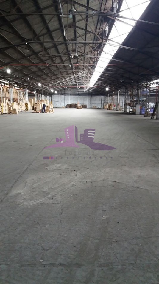 Galpon/deposito de 5000 metros ideal logistica - industria - transporte