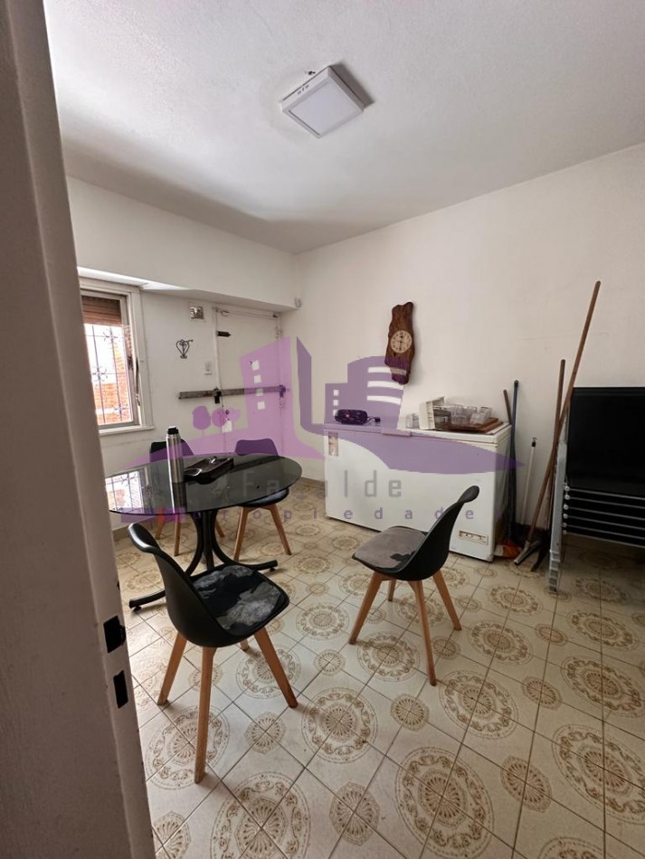 Hermosa quinta con amplio fondo y pileta